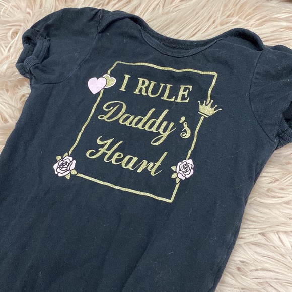 I Rule Daddy’s Heart Onsie - Picture 2 of 2
